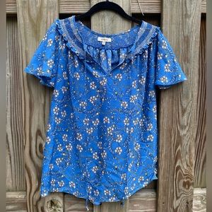 Blue floral blouse, by MAX Studio (size MD)